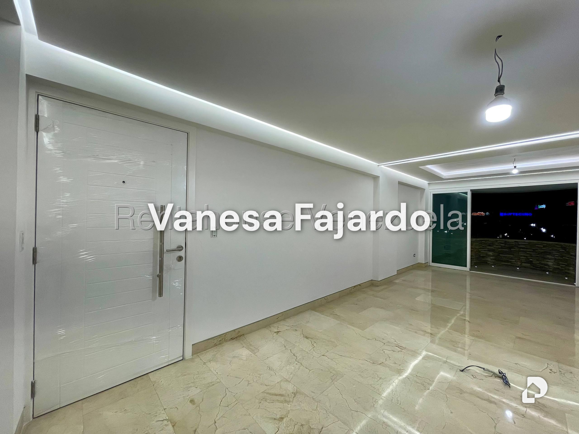 Apartamento en El Rosal, Caracas – 16