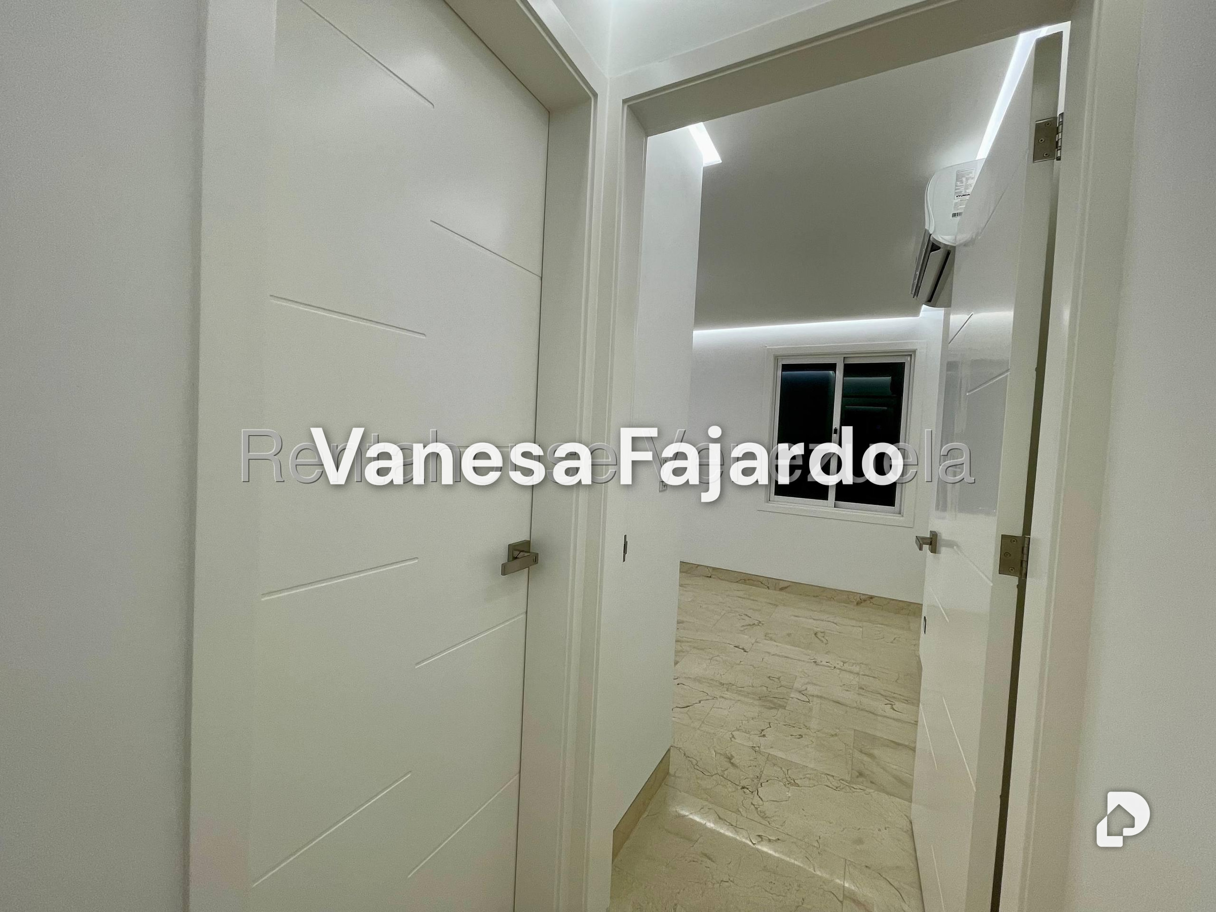 Apartamento en El Rosal, Caracas – 26