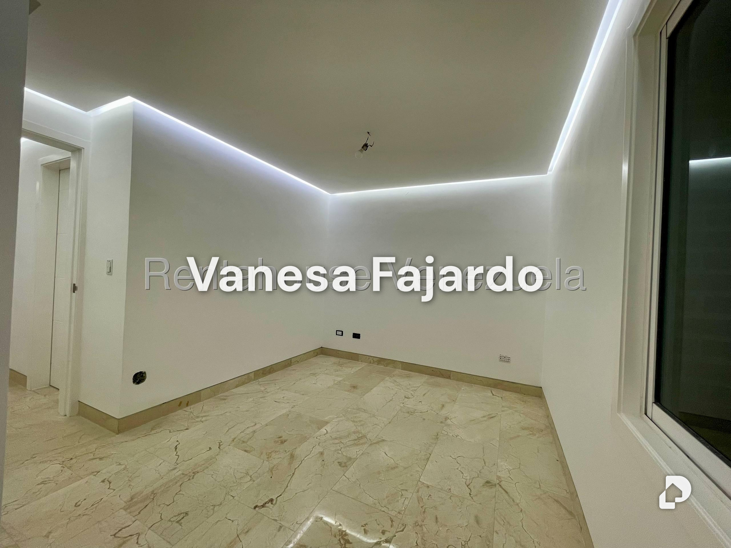 Apartamento en El Rosal, Caracas – 28