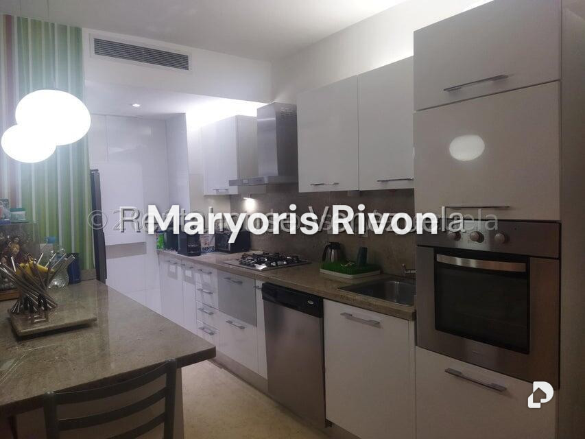 Apartamento en Campo Alegre, Caracas – 10