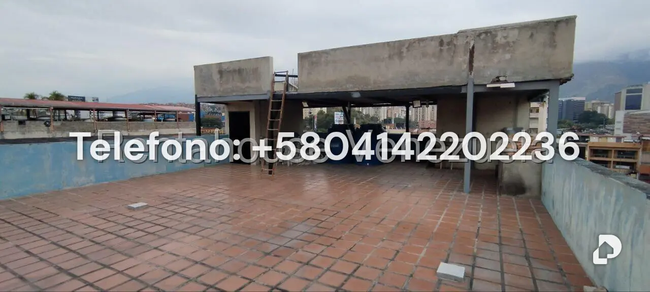 Building in Petare, Caracas – 18
