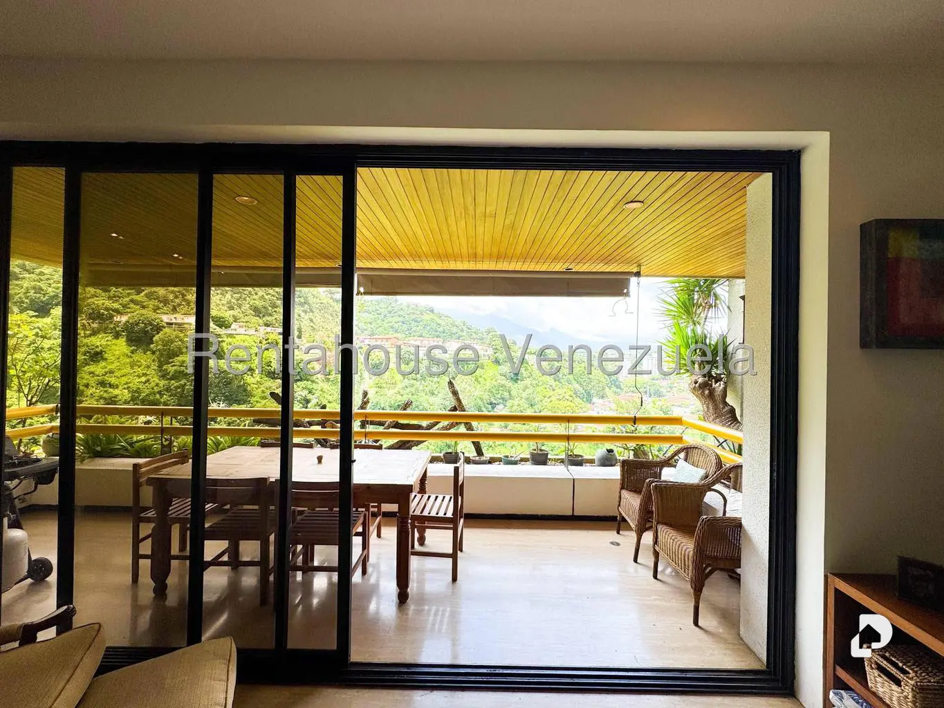 Apartamento en Colinas del Tamanaco, Caracas – 19