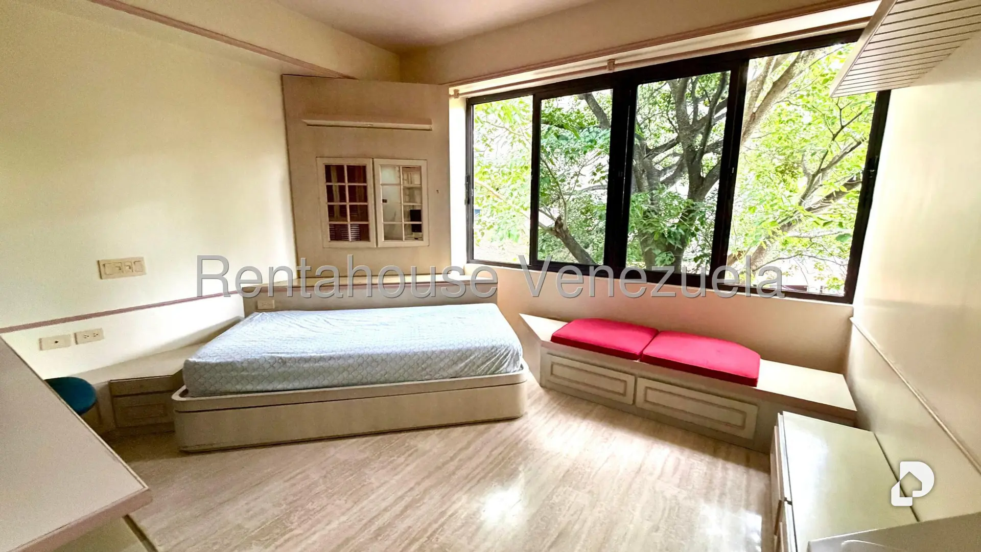 Apartamento en Los Chorros, Caracas – 12