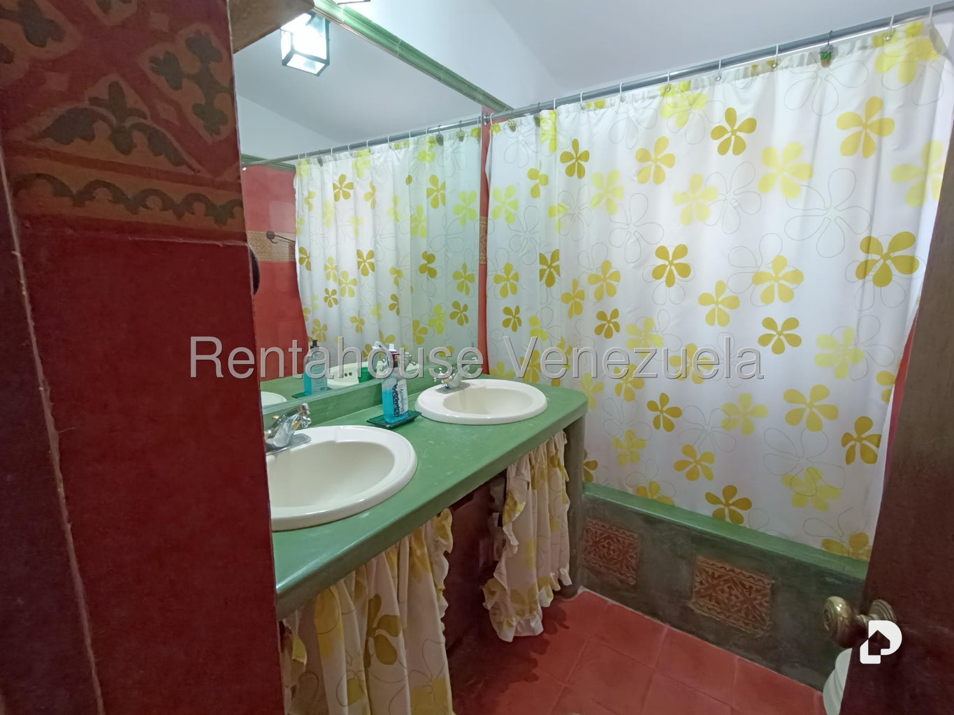 House in Santa Marta, Caracas – 23