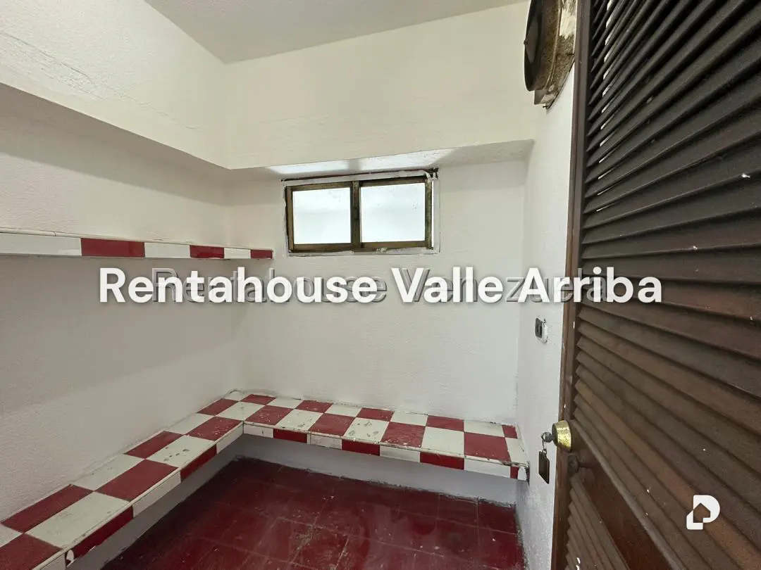 Casa en Alta Florida, Caracas – 18