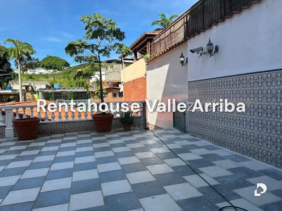 Casa en Alta Florida, Caracas – 23