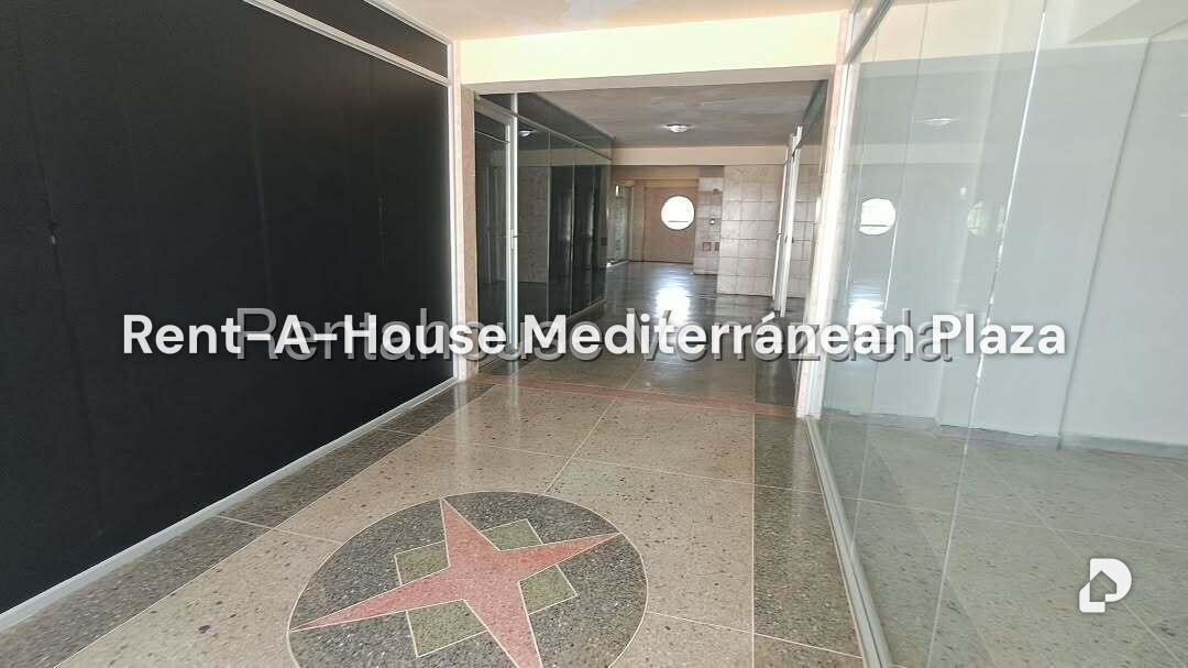 Local comercial en Avenida Bolivar Norte, Valencia – 2