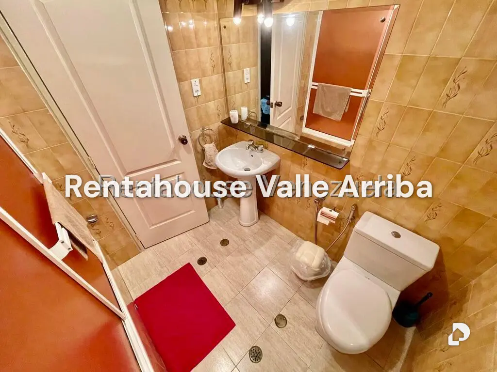 Apartamento en Los Palos Grandes, Caracas – 17