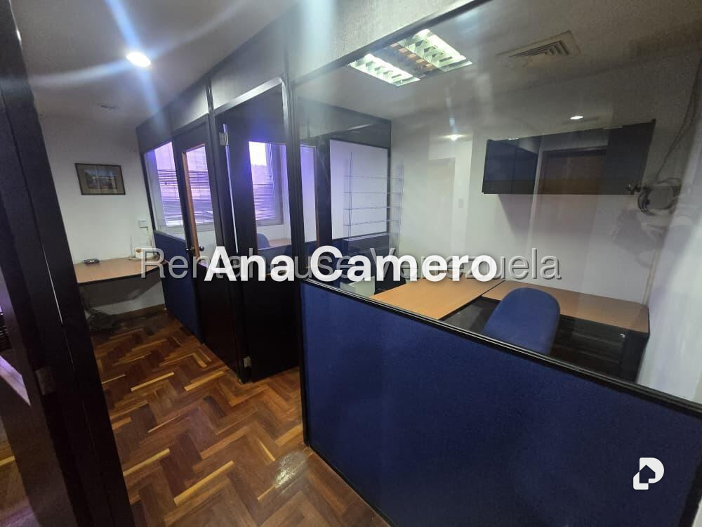 Local comercial en Bello Monte, Caracas – 3