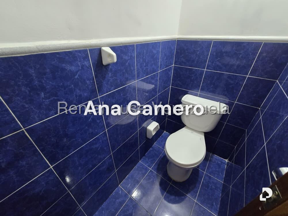 Local comercial en Bello Monte, Caracas – 12