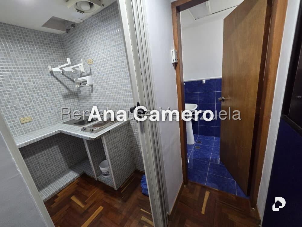 Local comercial en Bello Monte, Caracas – 7