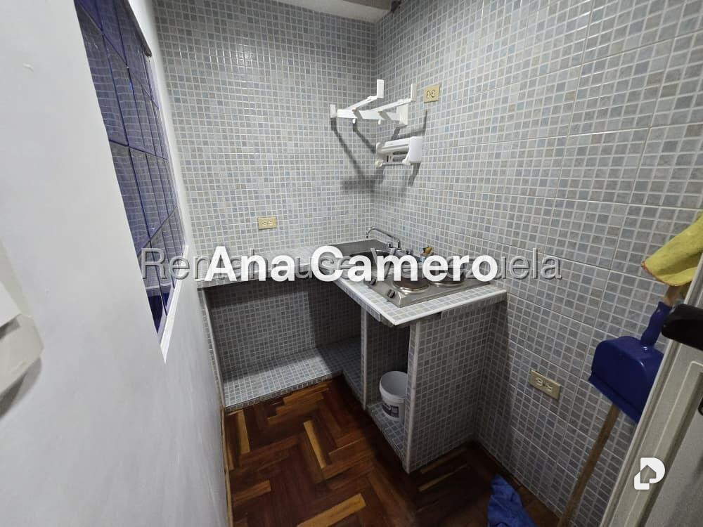Local comercial en Bello Monte, Caracas – 8