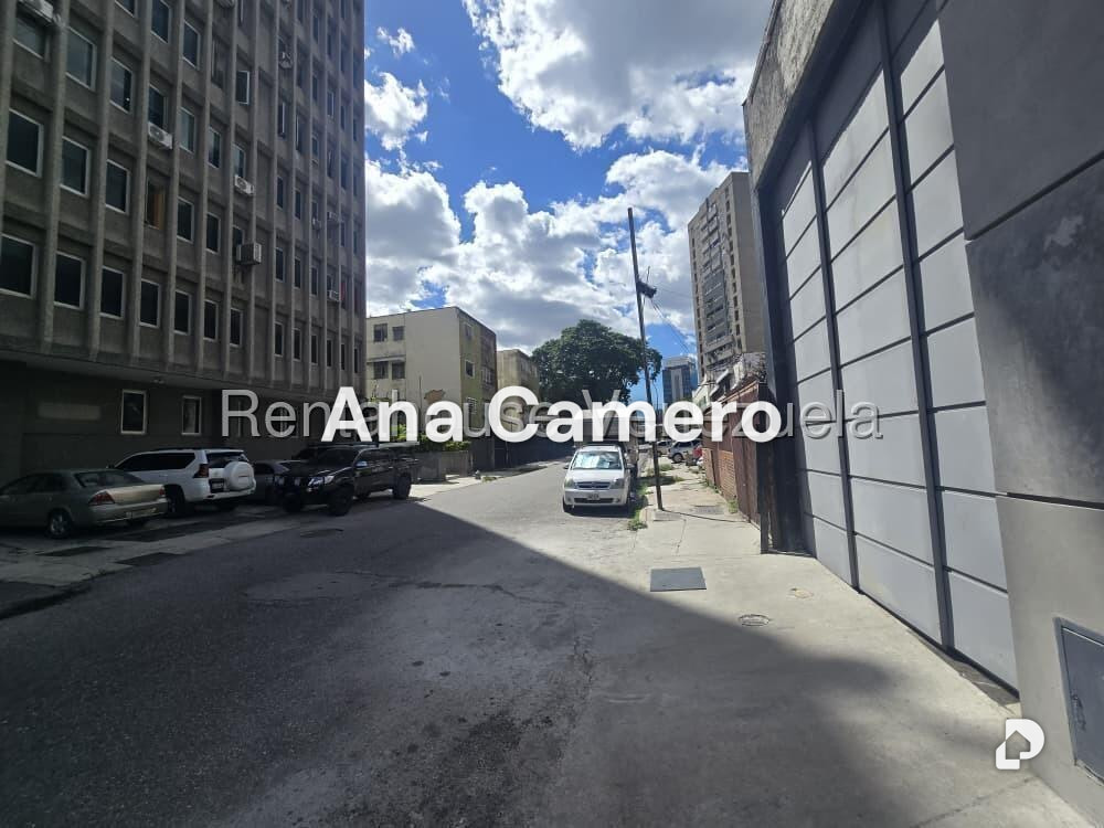 Local comercial en Bello Monte, Caracas – 20