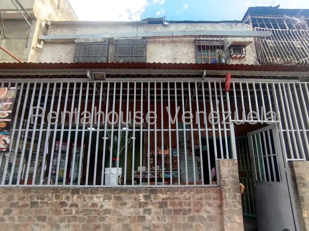 House in Catia, Caracas - 1