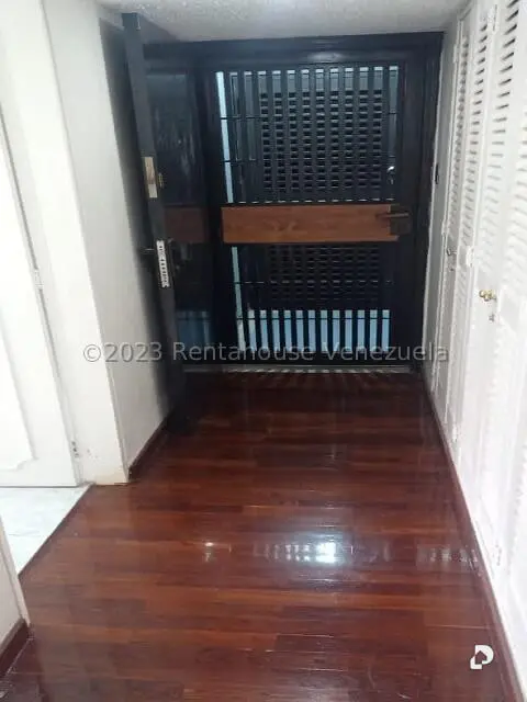 Apartamento en El Hatillo, Caracas – 12