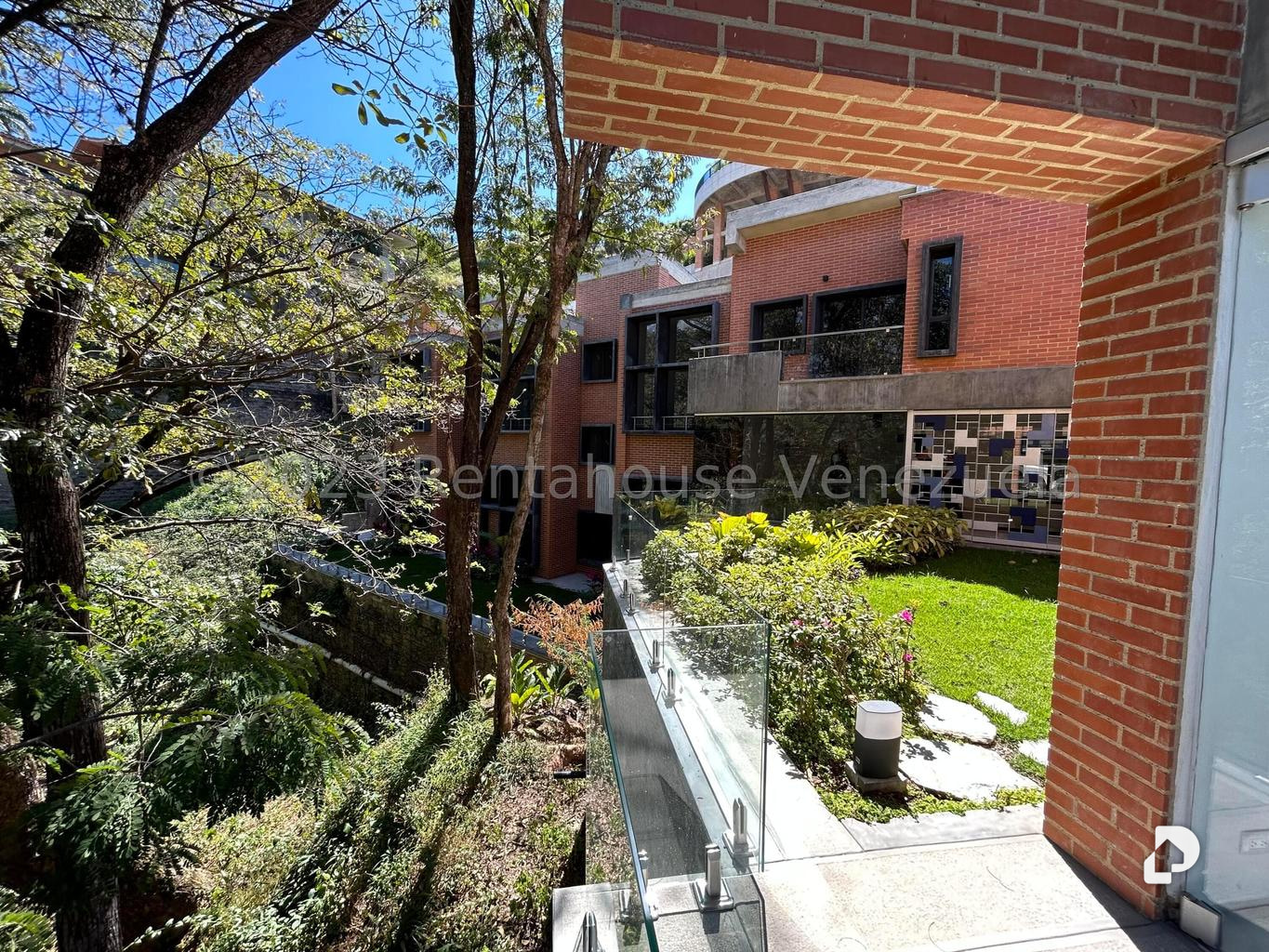 Casa en Lomas de Las Mercedes, Caracas – 9