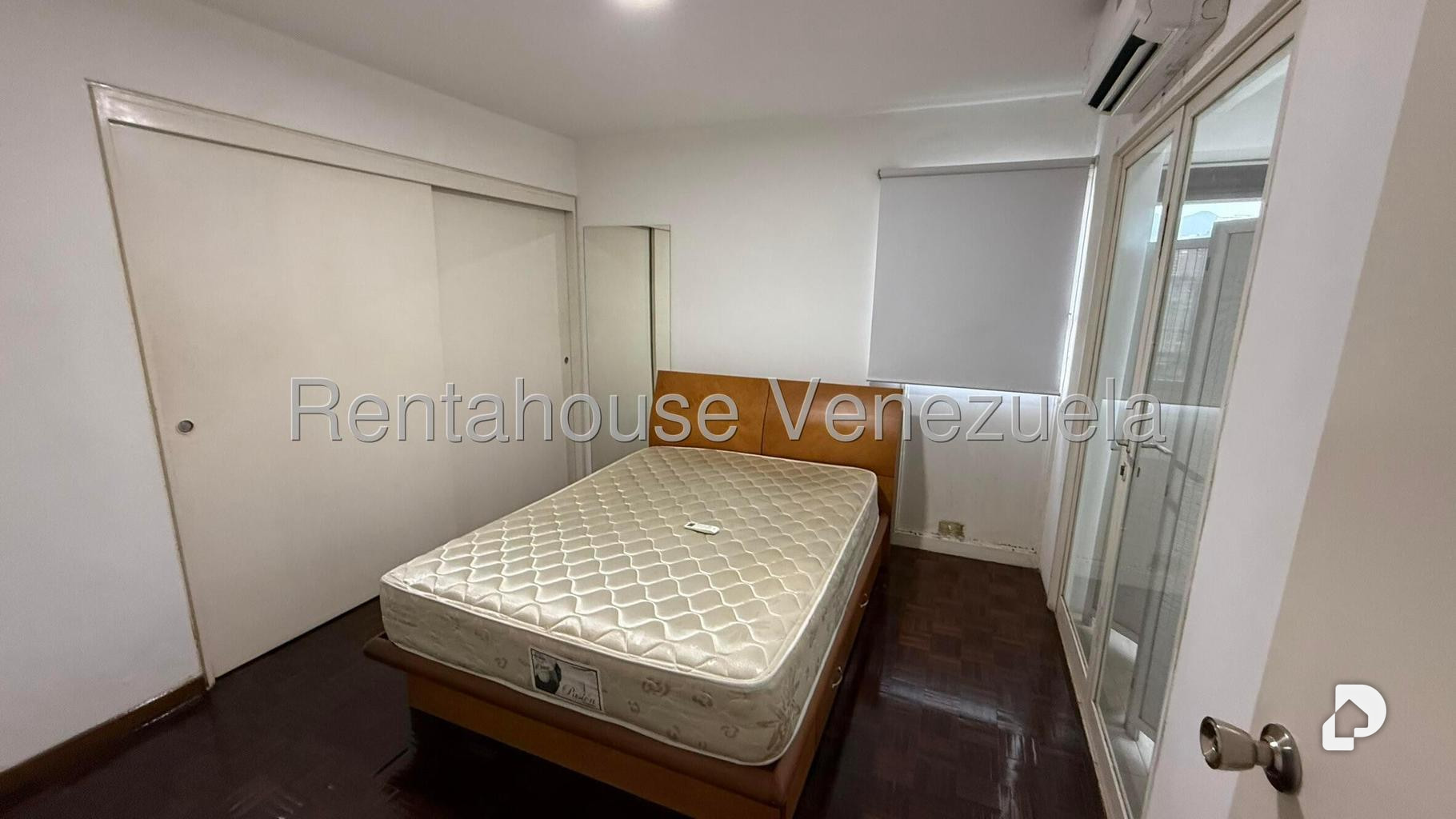 Apartamento en Santa Fe Sur, Caracas – 12