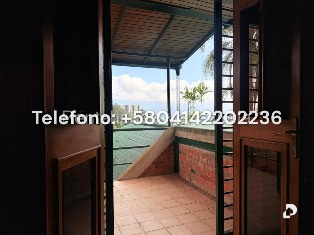 Casa en Lomas de La Lagunita, Caracas – 14