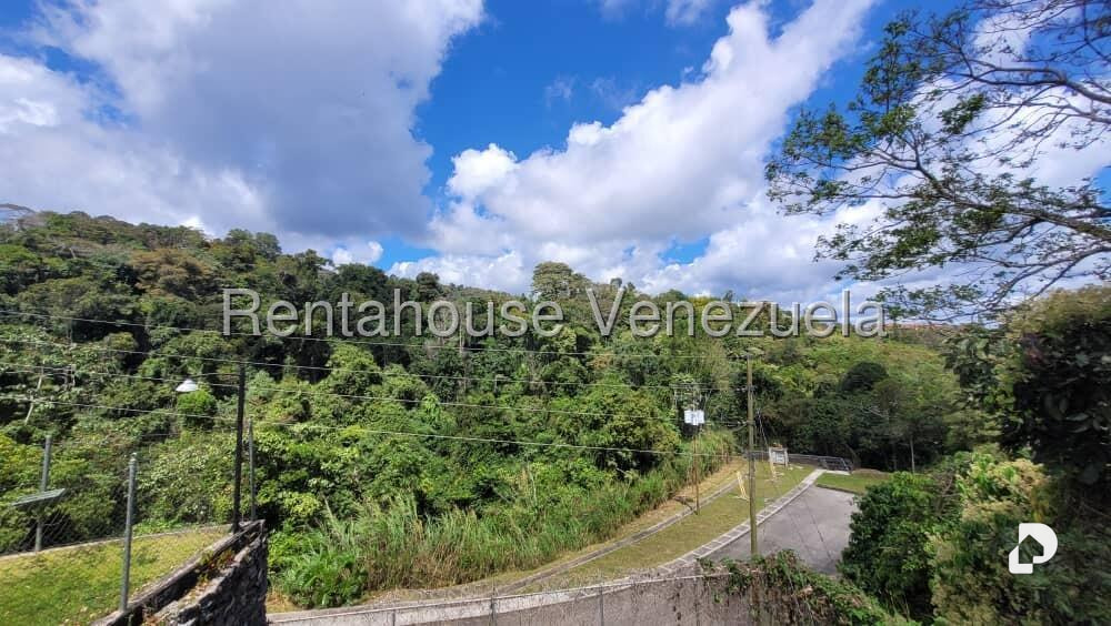 Casa en Lomas de Monte Claro, Caracas – 17