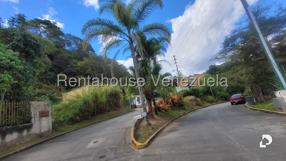 Casa en Lomas de Monte Claro, Caracas – 24