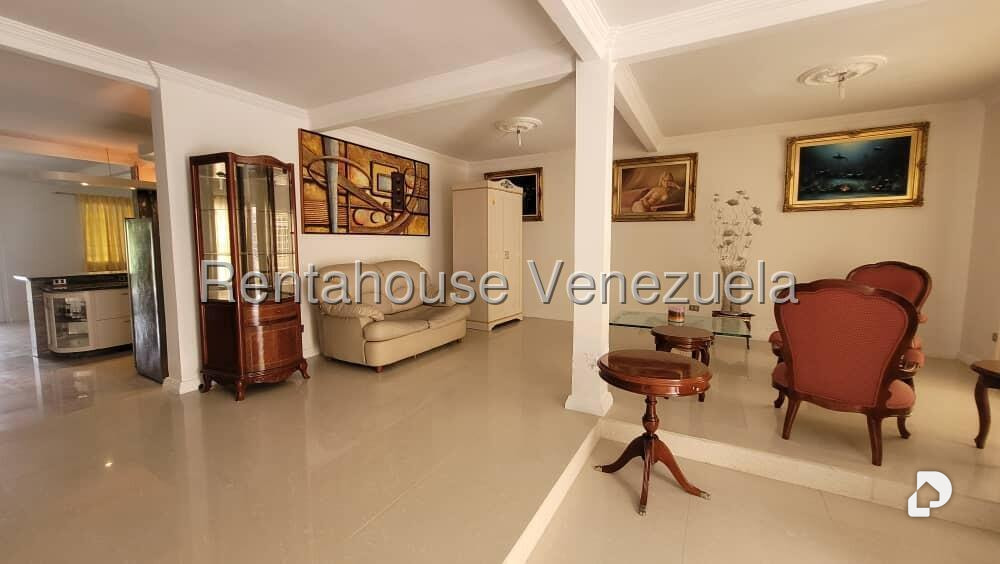 Casa en Lomas de Monte Claro, Caracas – 11