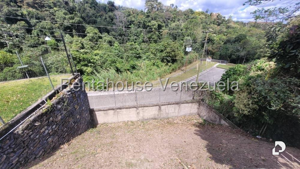 Casa en Lomas de Monte Claro, Caracas – 23