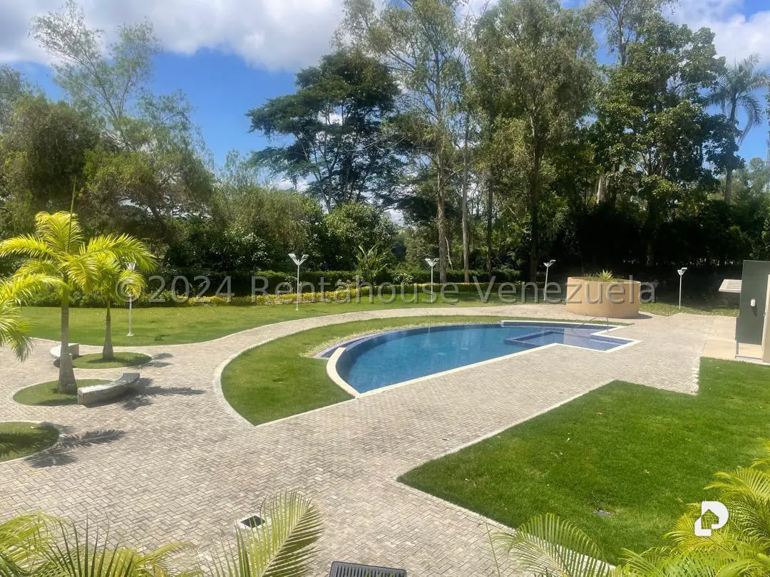 Apartamento en La Lagunita Country Club, Caracas
