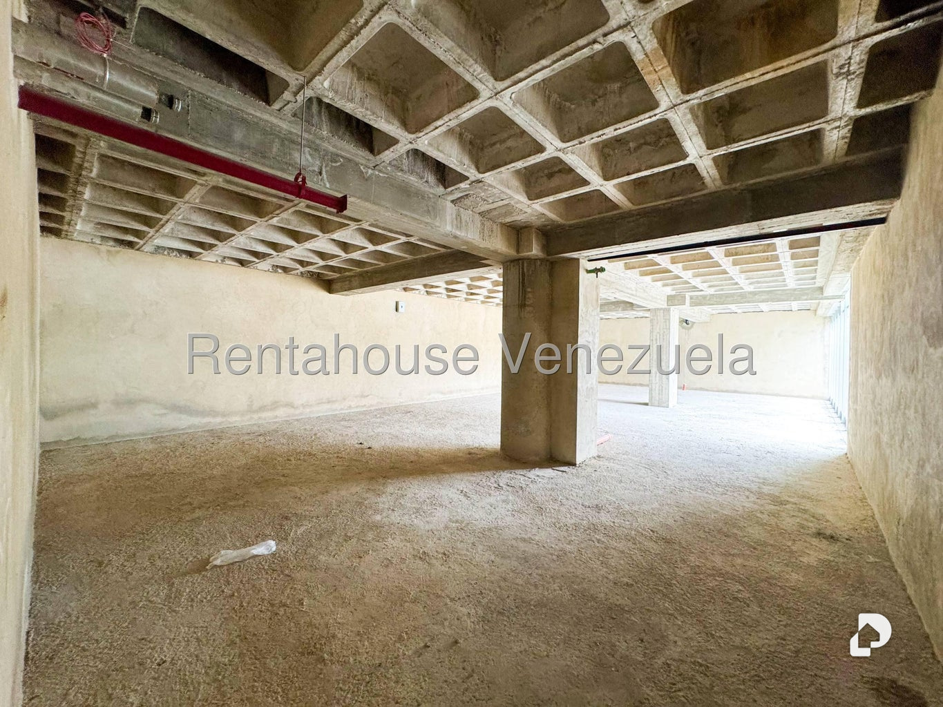Oficina en La Castellana, Caracas – 13