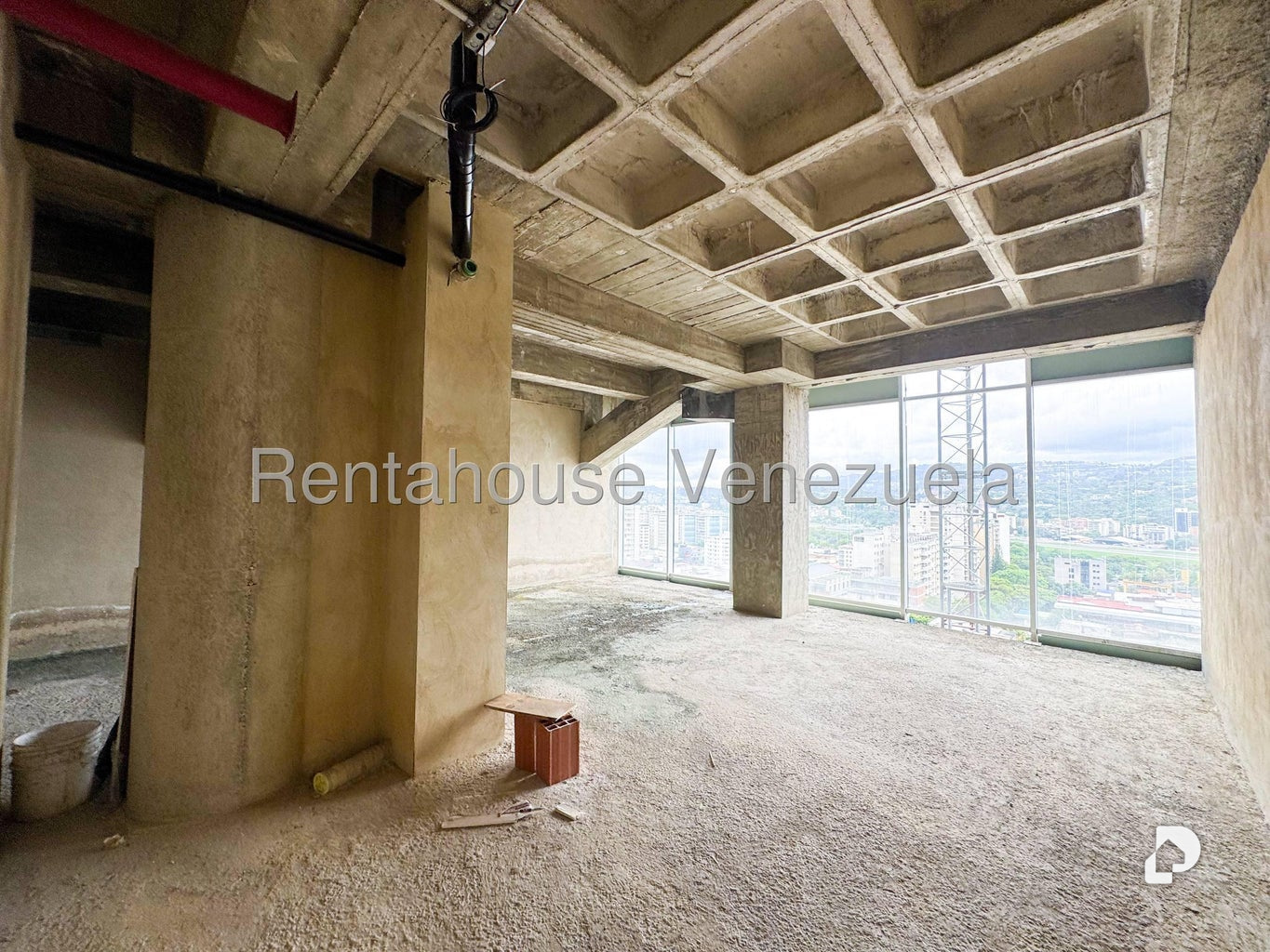 Oficina en La Castellana, Caracas – 19