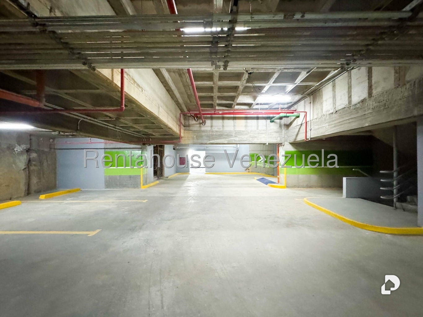 Oficina en La Castellana, Caracas – 9