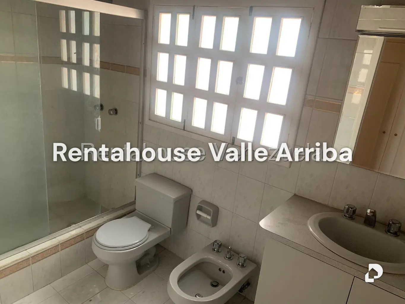 Anexo en Santa Cecilia, Caracas – 12