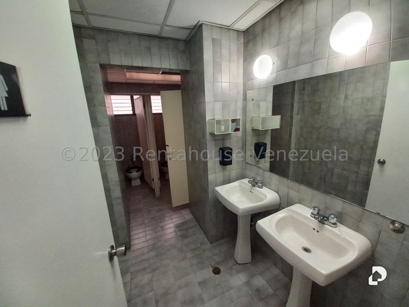 Oficina en Las Mercedes, Caracas – 20