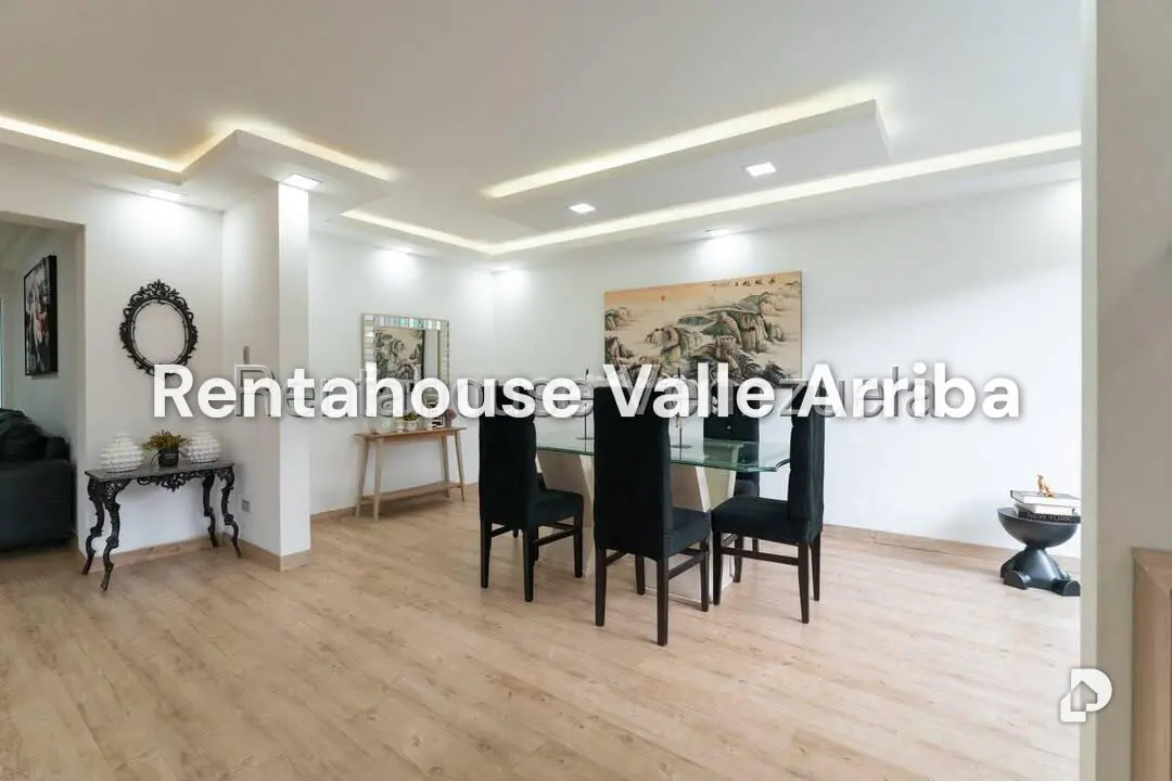 Casa en Colinas de Vista Alegre, Caracas – 17
