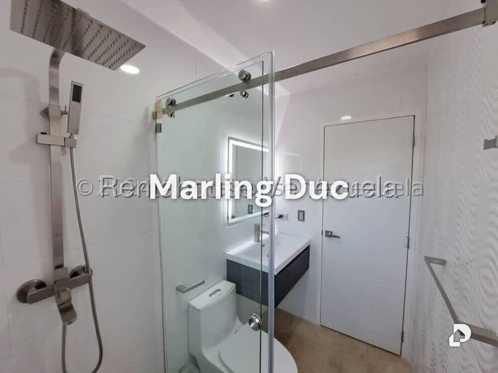 Apartamento en El Rosal, Caracas – 9