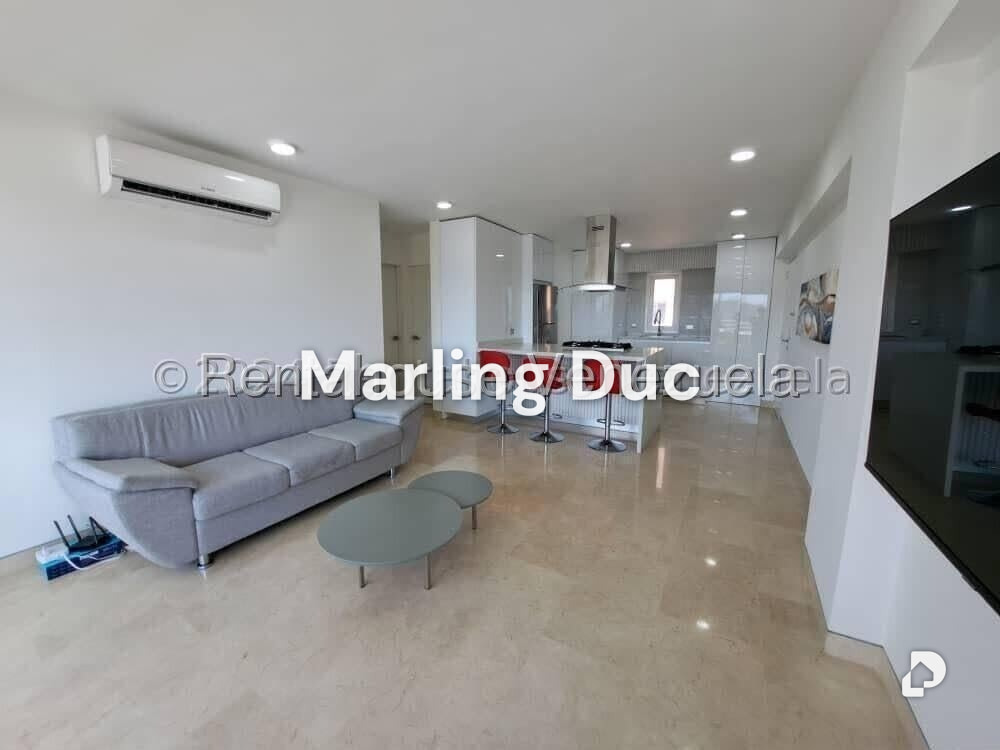 Apartamento en El Rosal, Caracas – 15
