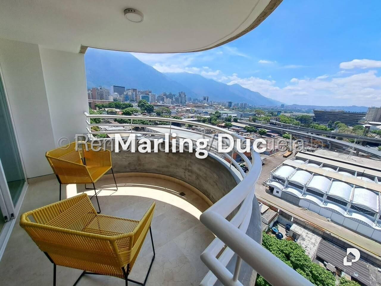 Apartamento en El Rosal, Caracas – 11