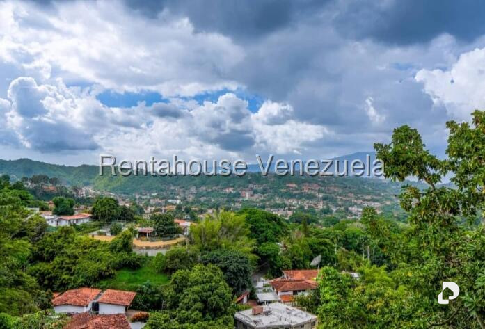 Casa en El Peñón, Caracas – 25