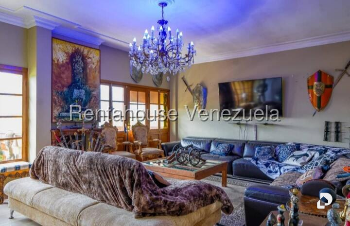 Casa en El Peñón, Caracas – 30