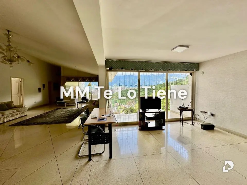House in San Román, Caracas – 27