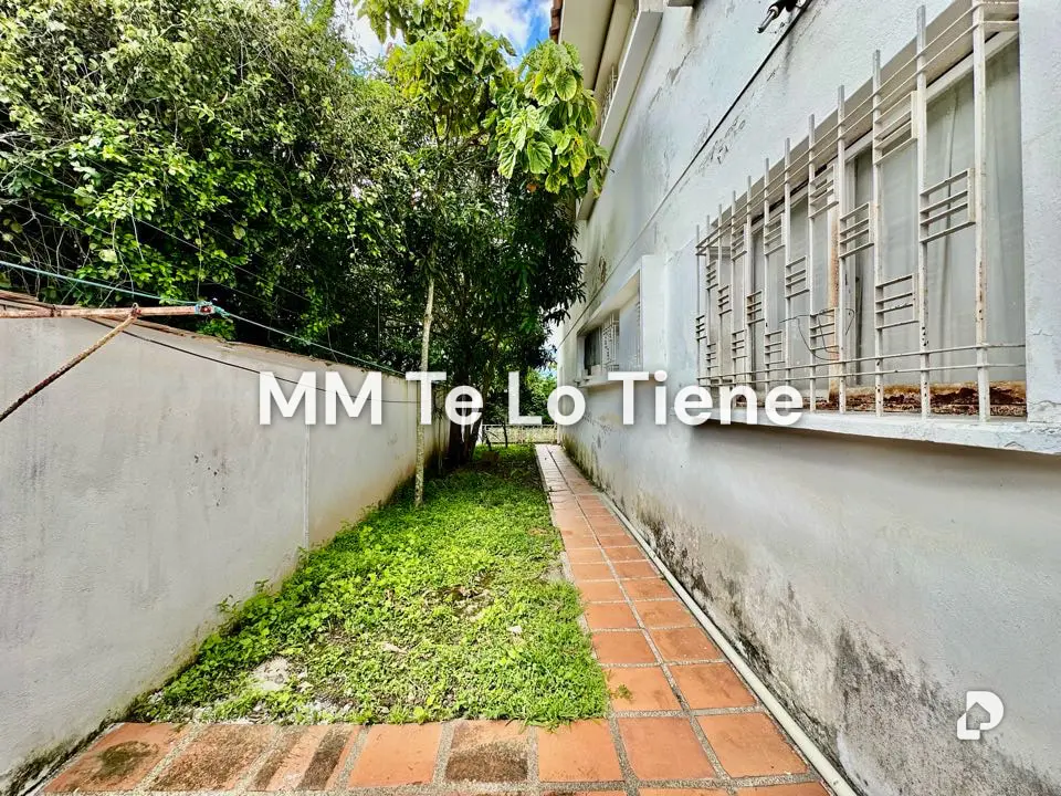 House in San Román, Caracas – 17
