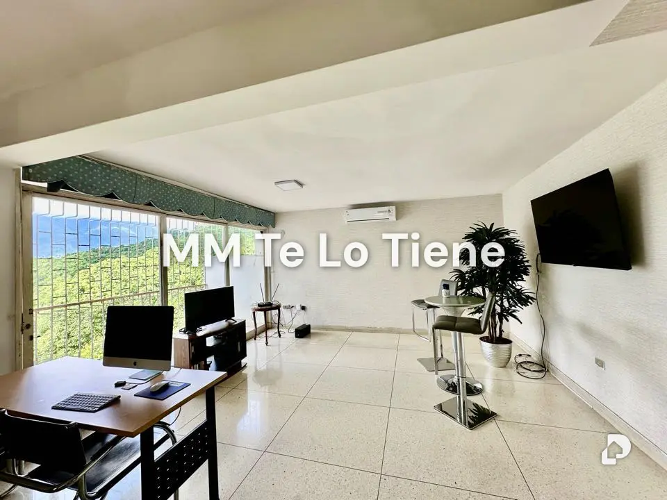House in San Román, Caracas – 29