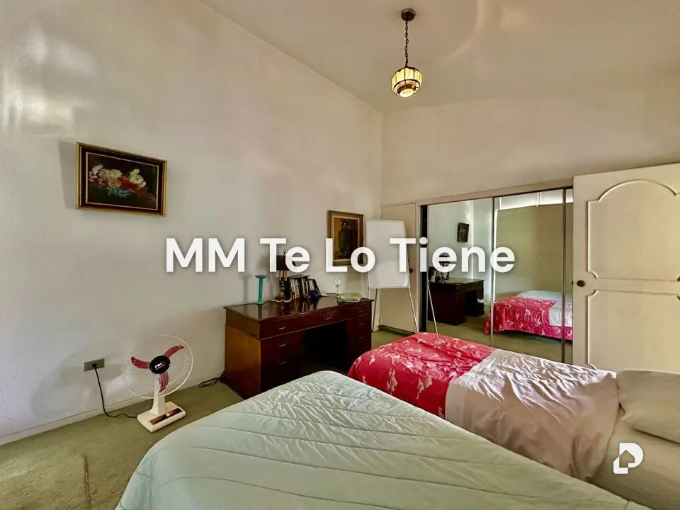 House in San Román, Caracas – 28