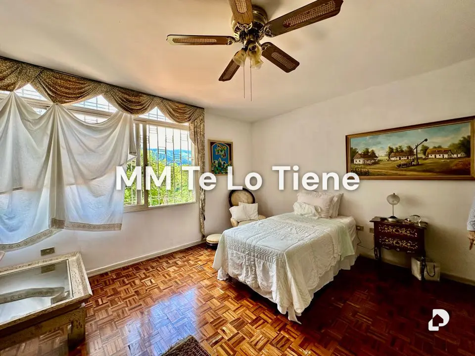 House in San Román, Caracas – 4