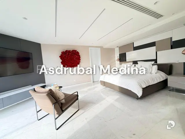 Apartamento en Las Mercedes, Caracas – 10