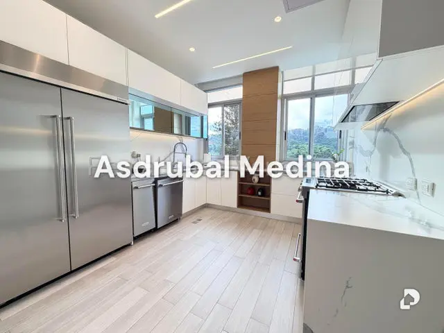 Apartamento en Las Mercedes, Caracas – 8