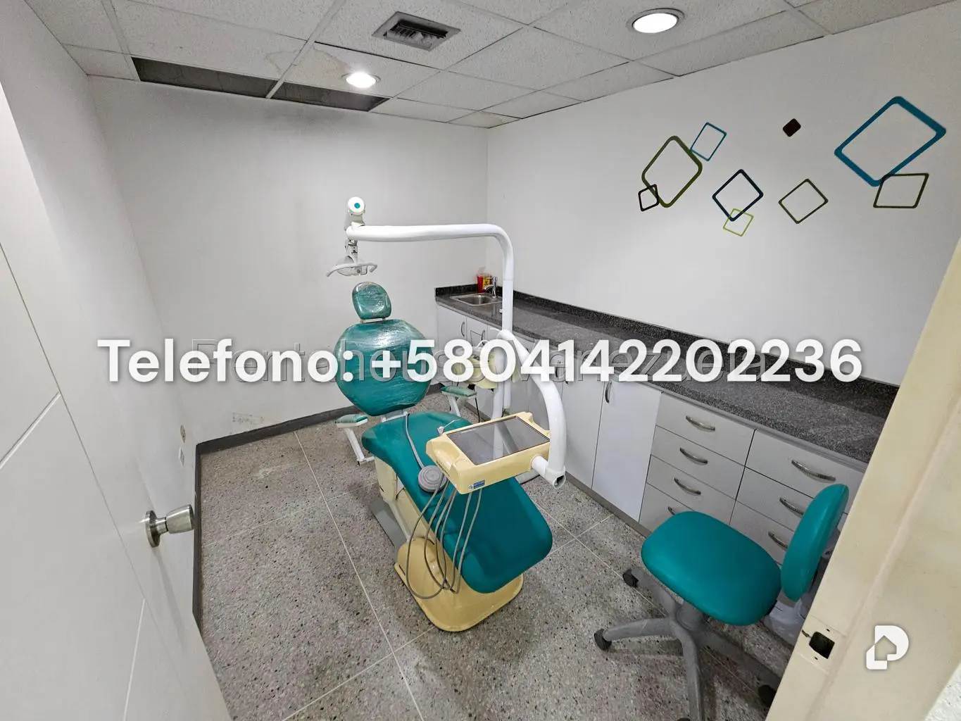 Local comercial en La Urbina, Caracas – 10