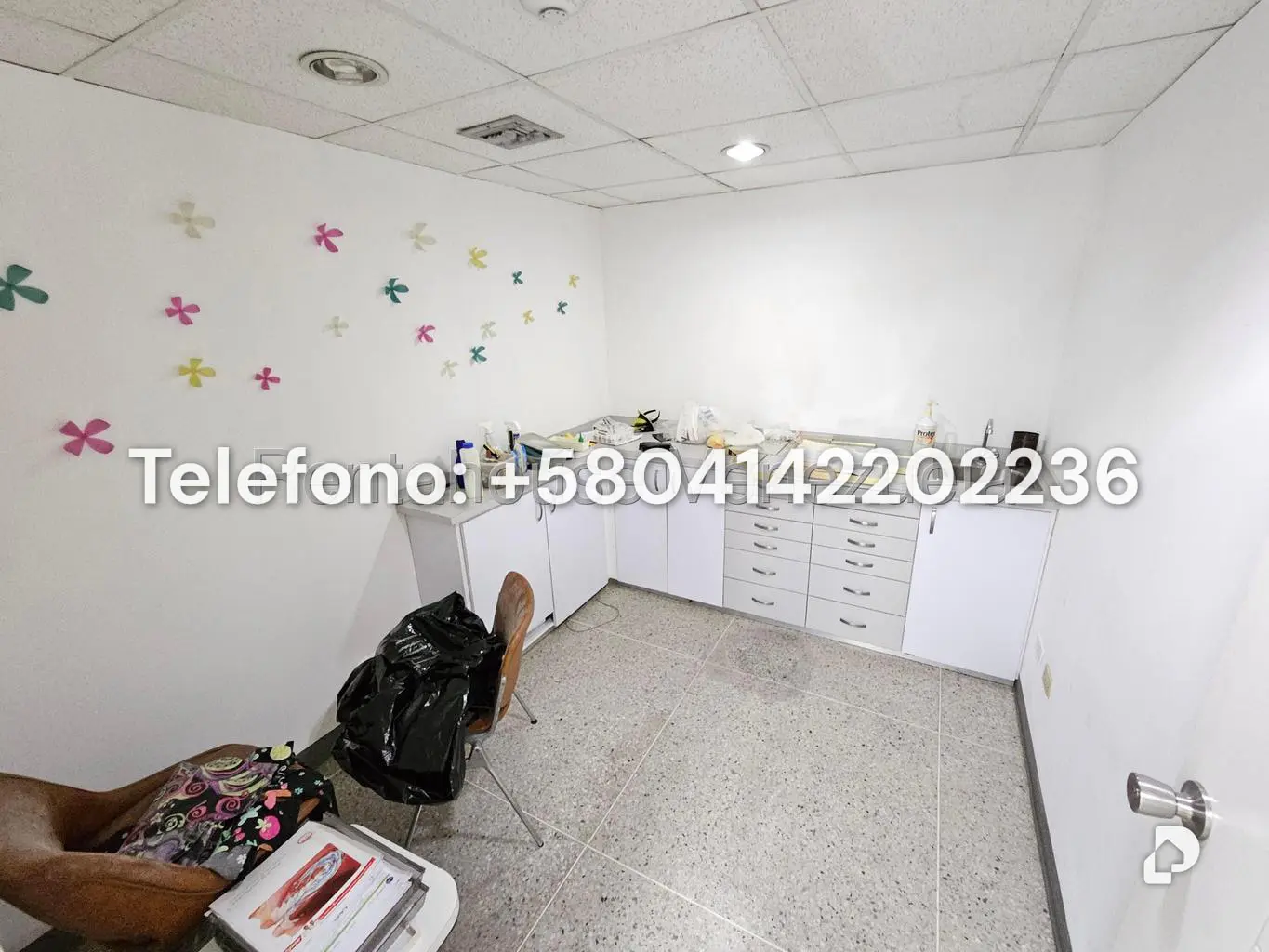 Local comercial en La Urbina, Caracas – 9