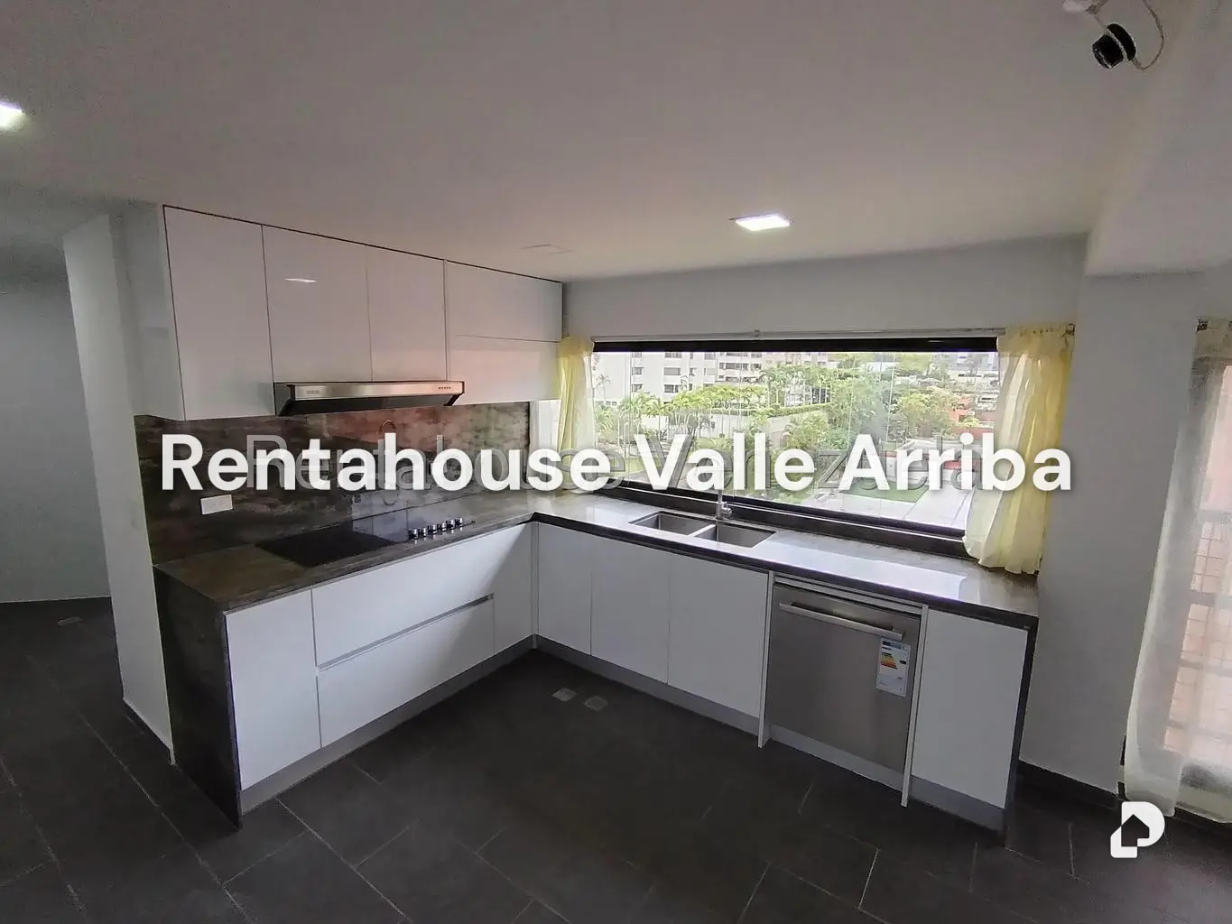 Apartamento en Colinas de Valle Arriba, Caracas – 19