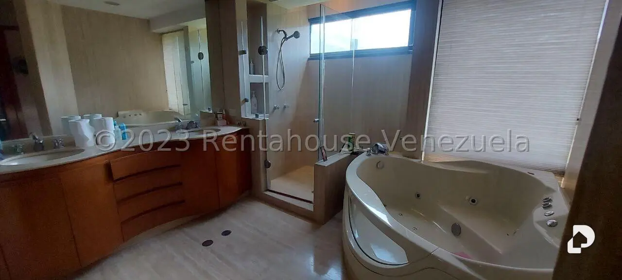Apartamento en Los Chorros, Caracas – 21