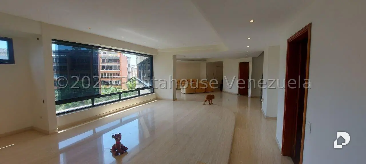 Apartamento en Los Chorros, Caracas – 17